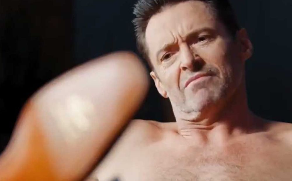 Hugh Jackman: Η γυμνή αλήθεια του 51χρονου σε νέο διαφημιστικό σποτ