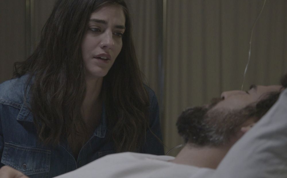 «Έξαψη»: Η Κλαίρη τρομοκρατείται, όταν μαθαίνει ότι ο Γιάννος είναι σοβαρά στο νοσοκομείο